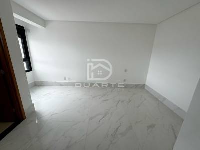 Apartamento em Condomínio Terrazo JK, bairro Jk Nova Capital-8